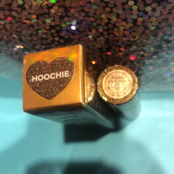 BNIB! Discontinued! HTF! Too Faced Metallic Sparkle Lipstick in HOOCHIE - Picture 2 of 6